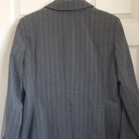 Blazer - Picture 2 of 3